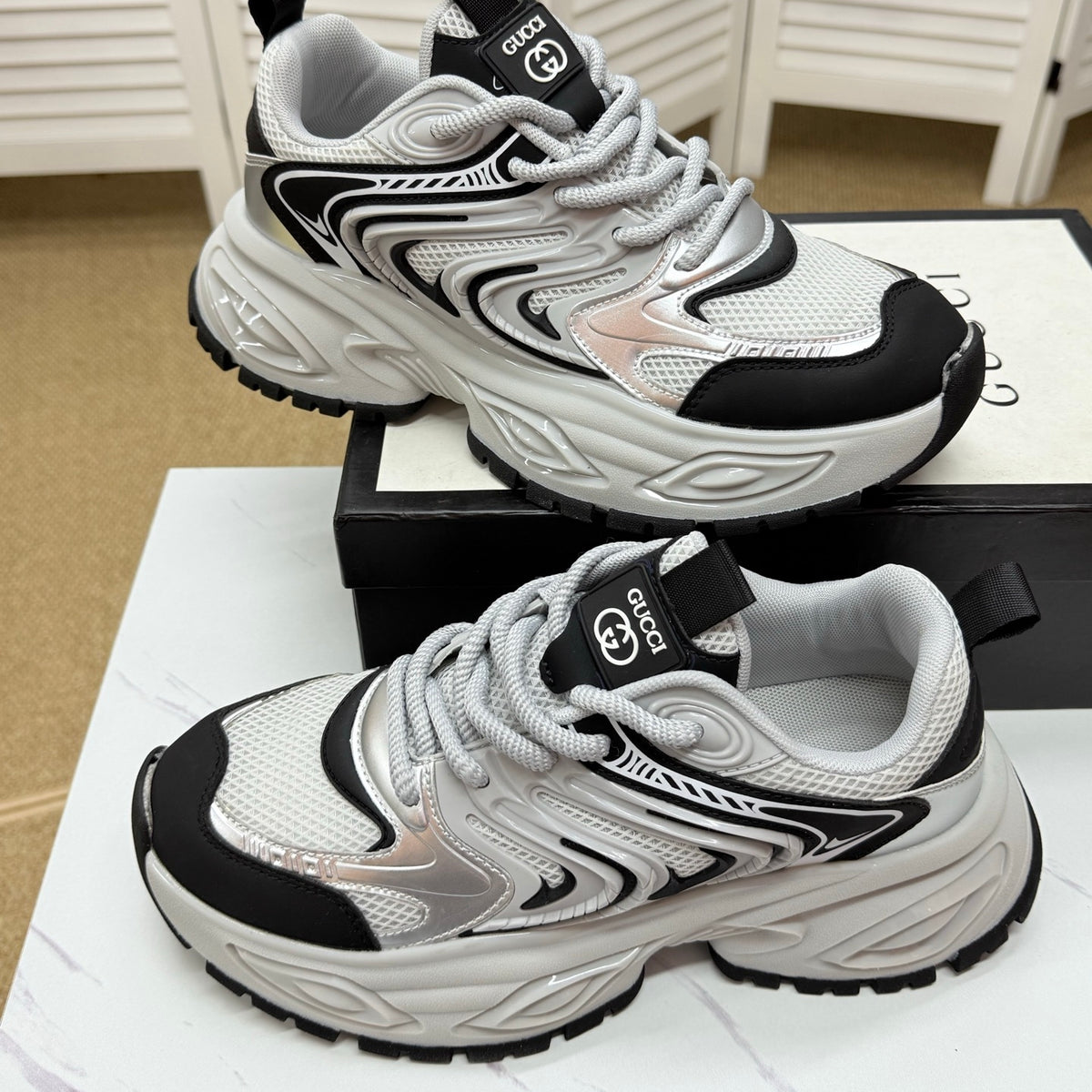 Gucci Men's Casual Sneakers | Gray & Beige