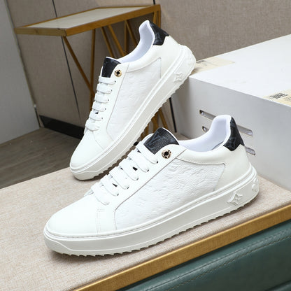 Men's casual sneakers