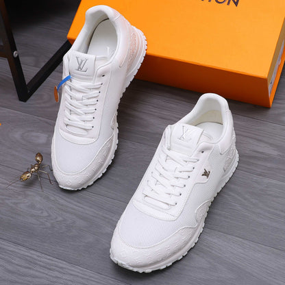 Men's casual sneakers