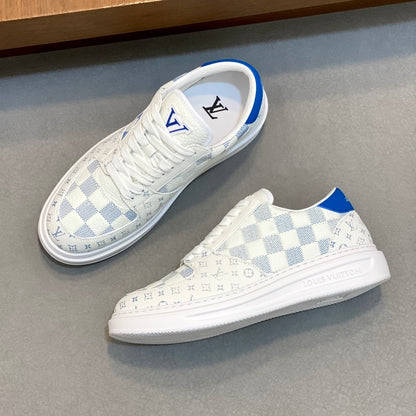 Men's casual sneakers