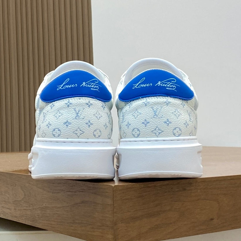 Men's casual sneakers