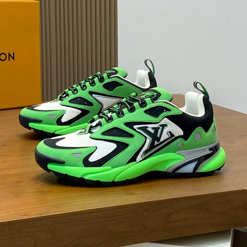 Men's casual sneakers