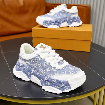 Men's casual sneakers