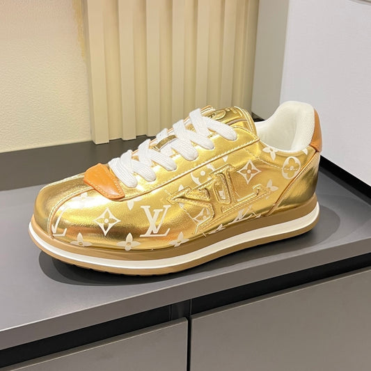 Men's casual sneakers