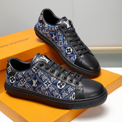 Men's casual sneakers