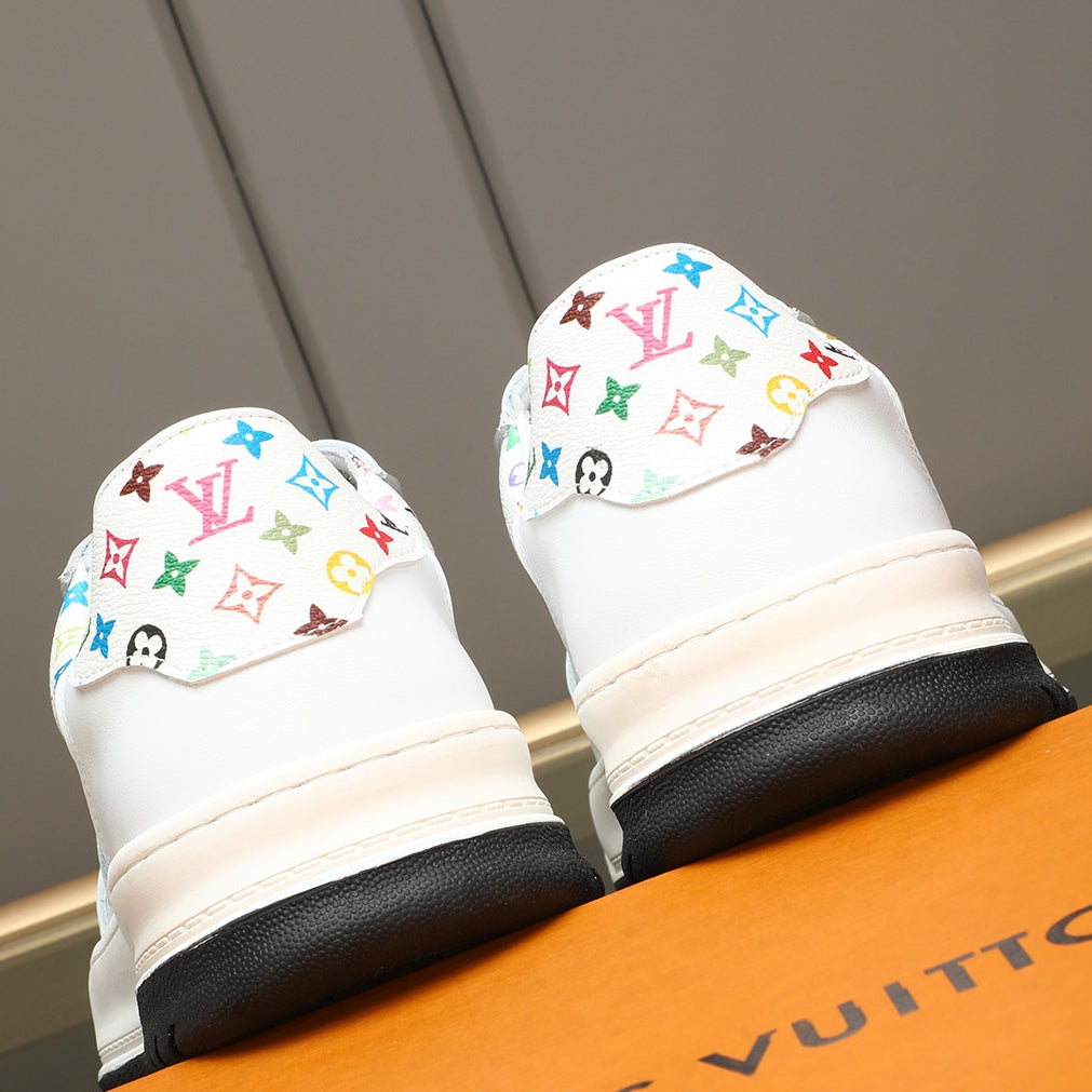 Men's casual sneakers