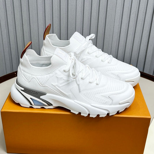 Men's casual sneakers