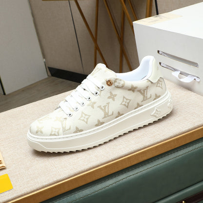 Men's casual sneakers