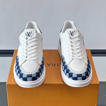 Men's casual sneakers