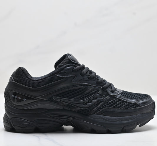 Saucony Pro Grid Omni 9 Black Running Sneaker