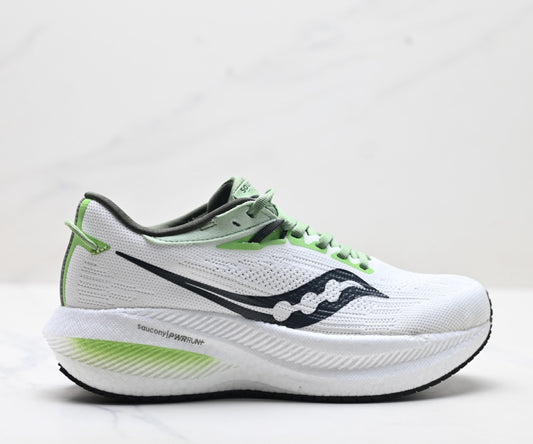 Saucony Triumph 21 White-Black Ultralight Running Sneaker