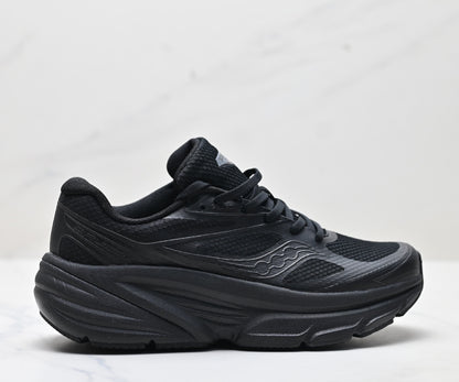 Saucony Guard AMR Lightweight Cushioned Sneaker