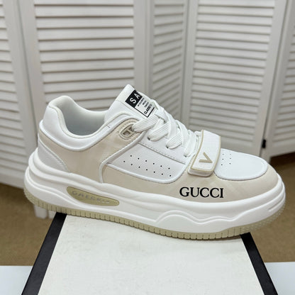 Gucci Men's Beige Casual Sneakers