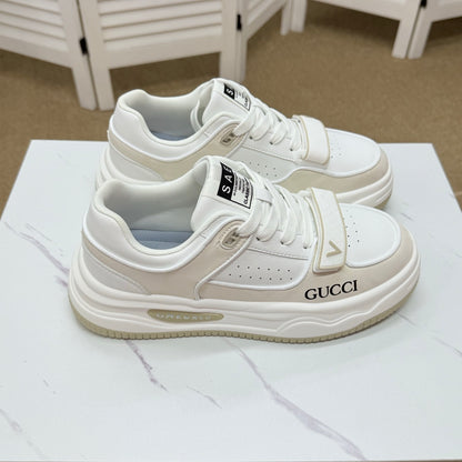 Gucci Men's Beige Casual Sneakers