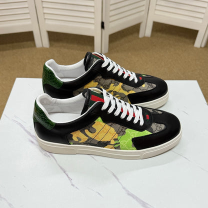 Gucci Men's Casual Sneakers in Black & White