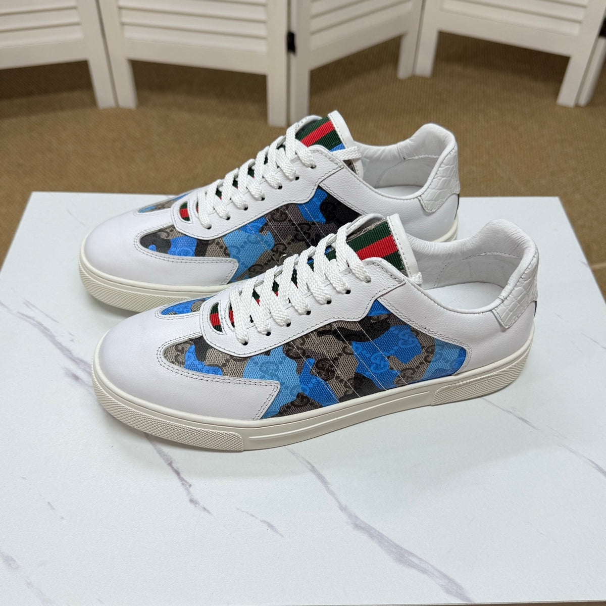 Gucci Men's Casual Sneakers in Black & White
