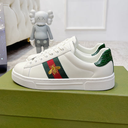 Gucci White Casual Sneakers for Men