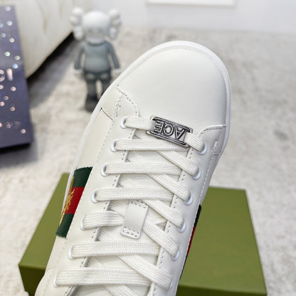 Gucci White Casual Sneakers for Men