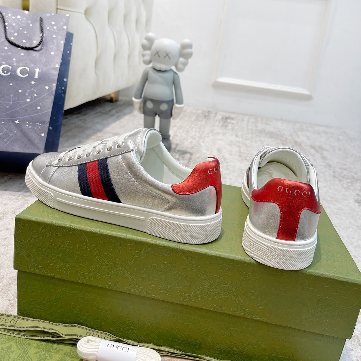 Gucci Men's Casual Sneakers | Silver, White & Black