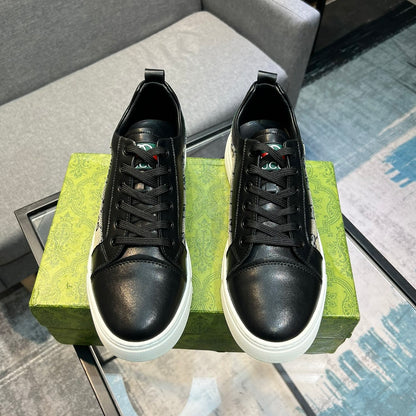 Gucci Men's Casual Sneakers | Black & White