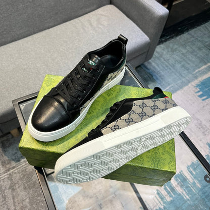 Gucci Men's Casual Sneakers | Black & White